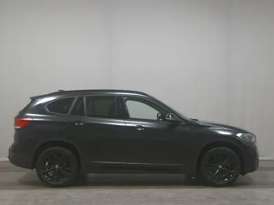 Gebraucht BMW X1 Sport Line 140 PS (102 kW) 2021 Schwarz SUV