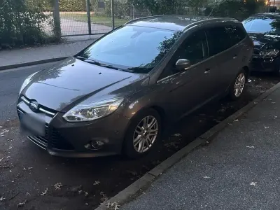 Gebraucht Ford Focus 163 PS (119 kW) 2012 Braun Kombi