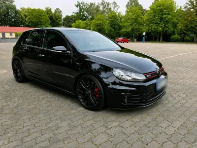 Gebraucht VW Golf VI GTI 211 PS (155 kW) 2011 Schwarz Kleinwagen