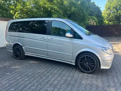 Gebraucht Mercedes Viano 204 PS (150 kW) 2009 Silber Van / Kleinbus