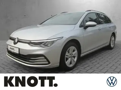 Gebraucht VW Golf VIII Life 110 PS (80 kW) 2021 Silber Kombi