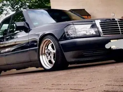 Gebraucht Mercedes 190 132 PS (97 kW) 1989 Schwarz Limousine