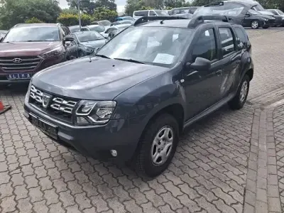 Gebraucht Dacia Duster 114 PS (83 kW) 2018 Grau SUV