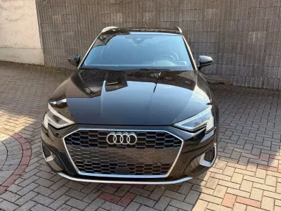 Gebraucht Audi A3 Sportback Advanced Plus 116 PS (85 kW) 2021 Schwarz Kleinwagen