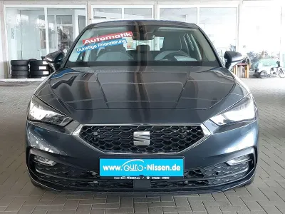 Gebraucht Seat Leon Style 110 PS (80 kW) 2024 Magneticgrey Limousine