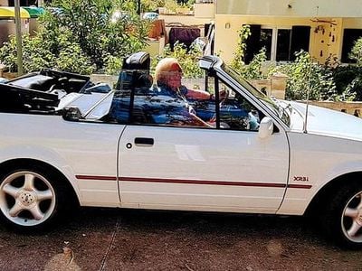 Weiß Gebraucht 1987 Ford Escort Cabriolet Cabrio | 6.800 €