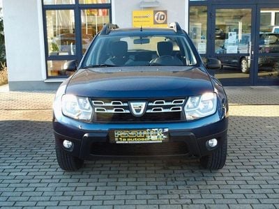 Blau Gebraucht 2016 Dacia Duster Lauréate SUV | 10.690 € (Fairer Preis)