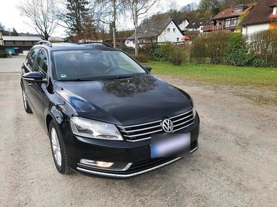 Gebraucht VW Passat 140 PS (102 kW) 2013 Schwarz Kombi