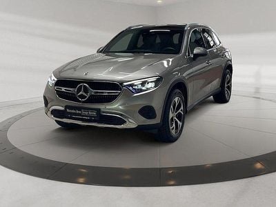 Usata Mercedes GLC300e Avantgarde 197 CV (144 kW) 2024 Argento SUV