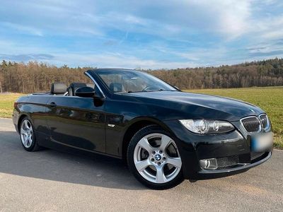 Gebraucht BMW 325 Cabriolet 218 PS (160 kW) 2007 Schwarz Cabrio