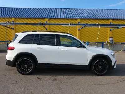 Gebraucht Mercedes GLB220 AMG line 190 PS (139 kW) 2021 Weiß SUV
