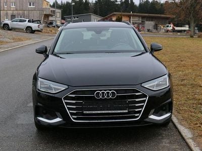 Gebraucht Audi A4 Advanced 204 PS (150 kW) 2022 Schwarz Kombi