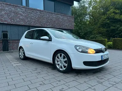 Używany VW Golf VI 80 KM (58 kW) 2009 Biały Hatchback