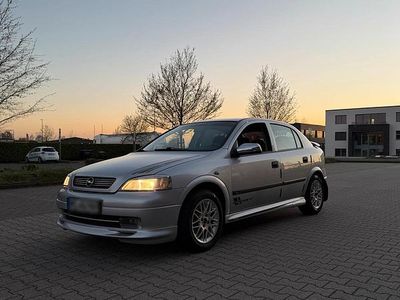 Usata Opel Astra 84 CV (61 kW) 2000 Argento Utilitaria