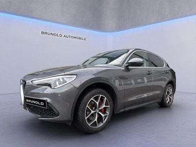 Grau Gebraucht 2018 Alfa Romeo Stelvio Super SUV | 25.900 € (Guter Preis)