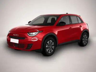 Gebraucht Fiat 600 Red 114 kW (156 PS) 2023 Rot SUV