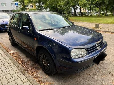 VW Golf IV