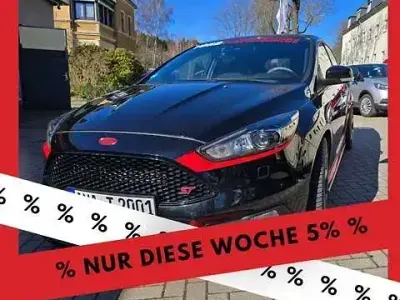 Gebraucht Ford Focus ST 250 PS (183 kW) 2017 Schwarz Limousine