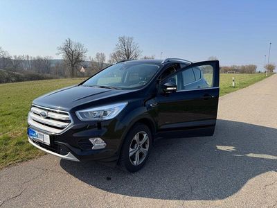 Gebraucht Ford Kuga Titanium 179 PS (131 kW) 2018 Schwarz SUV