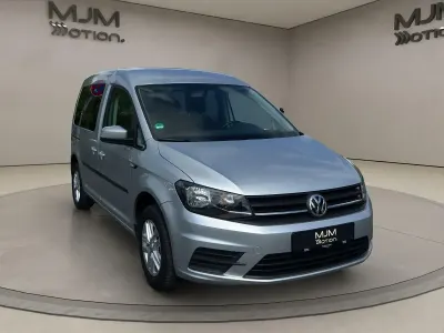 Gebraucht VW Caddy Trendline 102 PS (75 kW) 2016 Silber Van / Kleinbus