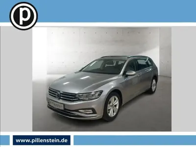 Gebraucht VW Passat Business 200 PS (147 kW) 2023 Silber Kombi
