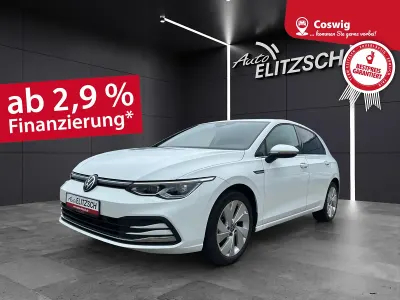 Gebraucht VW Golf VIII Style 150 PS (110 kW) 2021 Pure white Limousine