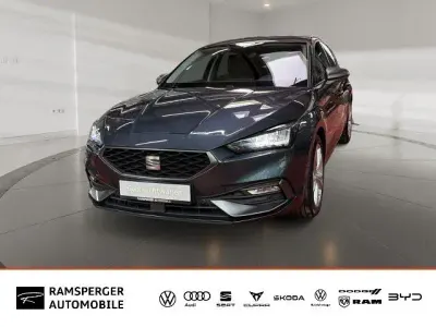 Gebraucht Seat Leon FR 150 PS (110 kW) 2022 Grau Limousine