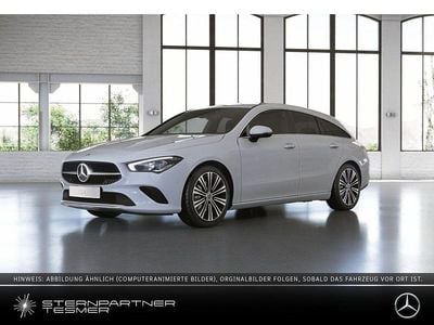 Weiß Gebraucht 2023 Mercedes CLA200 Limousine | 28.790 € (Guter Preis)