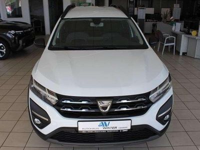Używany Dacia Jogger Extreme 110 KM (80 kW) 2022 Biały Minivan