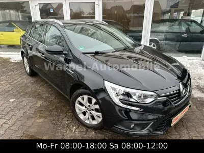 Gebraucht Renault Mégane LIMITED 110 PS (80 kW) 2018 Schwarz Limousine