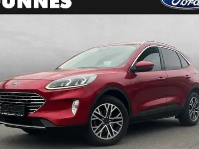 Używany Ford Kuga Titanium X 190 KM (139 kW) 2022 Czerwony SUV