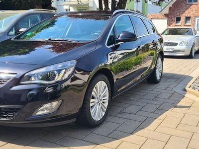 gebraucht Opel Astra Sports Tourer Innovation,Navi, Xenon,AHK