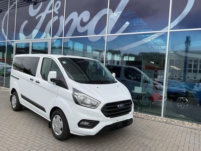 Gebraucht Ford Transit Custom Trend 131 PS (96 kW) 2023 Lackierung frostweiss weiß Van