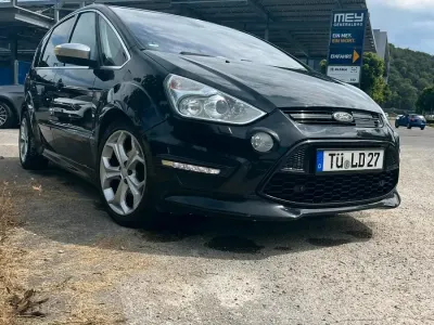 Używany Ford S-MAX S 202 KM (148 kW) 2010 Minivan
