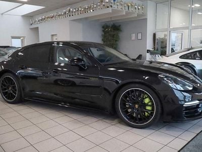 Porsche Panamera 4S