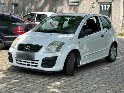 Gebraucht Citroën C2 60 PS (44 kW) 2009 Weiß Kleinwagen