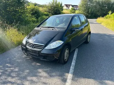 Gebraucht Mercedes A150 Avantgarde 95 PS (69 kW) 2005 Grün Van / Kleinbus
