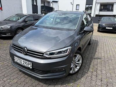 Gebraucht VW Touran Highline 190 PS (139 kW) 2018 Grau Van / Kleinbus