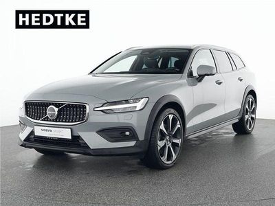 Usata Volvo V60 CC Ultimate 197 CV (144 kW) 2024 Grigio Station wagon