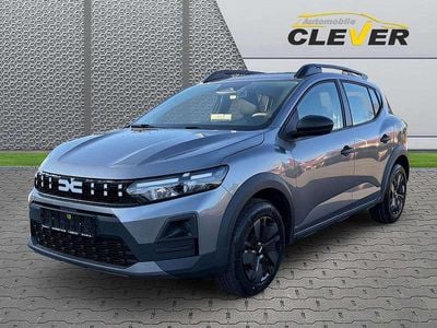 Nouă Dacia Sandero Essentiel 122 CP (89 kW) 2026 Gri SUV