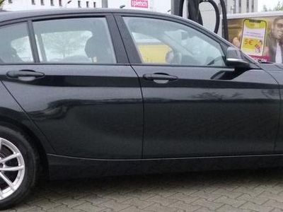 Gebraucht BMW 116 Advantage 109 PS (80 kW) 2018 Schwarz Kleinwagen