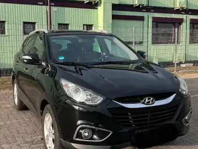 Gebraucht Hyundai ix35 Classic 135 PS (99 kW) 2013 Schwarz SUV