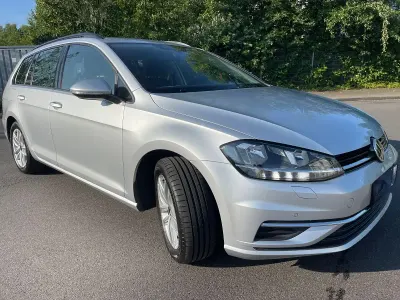 Gebraucht VW Golf VII Comfortline 150 PS (110 kW) 2020 Silber Kombi
