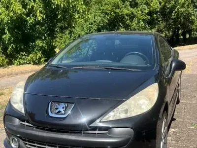 Gebraucht Peugeot 207 CC 120 PS (88 kW) 2008 Schwarz Cabrio