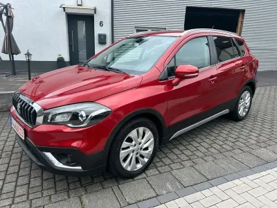 Second-hand Suzuki SX4 S-Cross Comfort+ 111 CP (81 kW) 2017 Roșu SUV