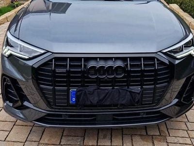 Gebraucht Audi Q3 S-Line 190 PS (139 kW) 2023 Grau SUV