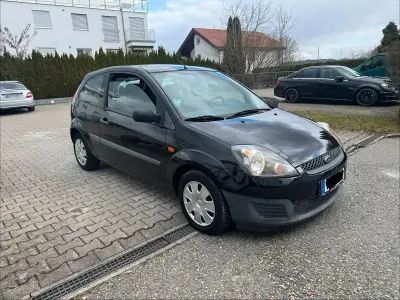 Occasion Ford Fiesta 69 ch (50 kW) 2006 Noir Citadine
