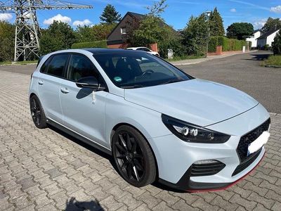 Grau Gebraucht 2018 Hyundai i30 Limousine | 20.900 € (Fairer Preis)