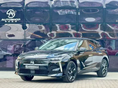 Neu DS Automobiles DS4 Performance 131 PS (96 kW) 2026 Schwarz Limousine