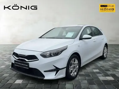 Gebraucht Kia Ceed Sportswagon Edition 7 101 PS (74 kW) 2023 Cararraweiss Kombi